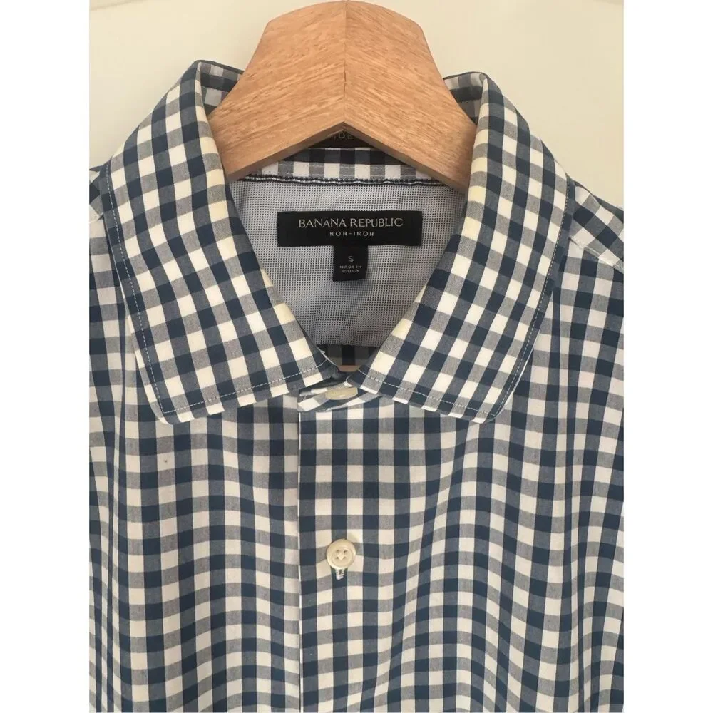 Banana Republic Gingham Non-Iron Long Sleeve Button-up Shirt Navy/White Size S